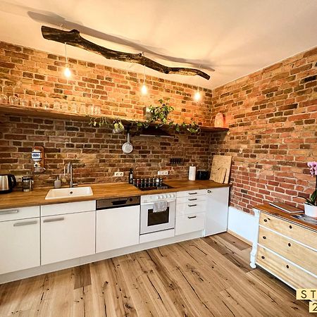 Altstadt Apartments 네우루핀 외부 사진