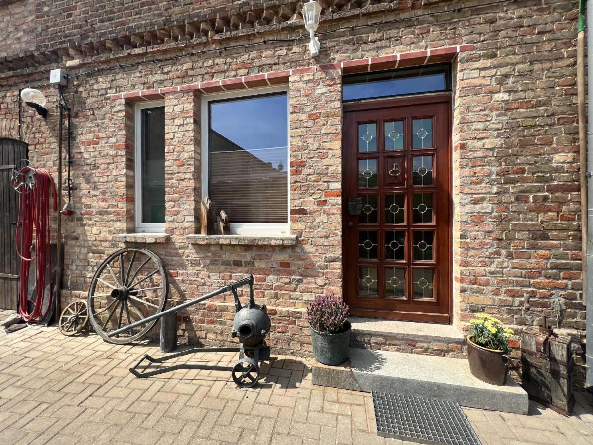 Altstadt Apartments 네우루핀 외부 사진